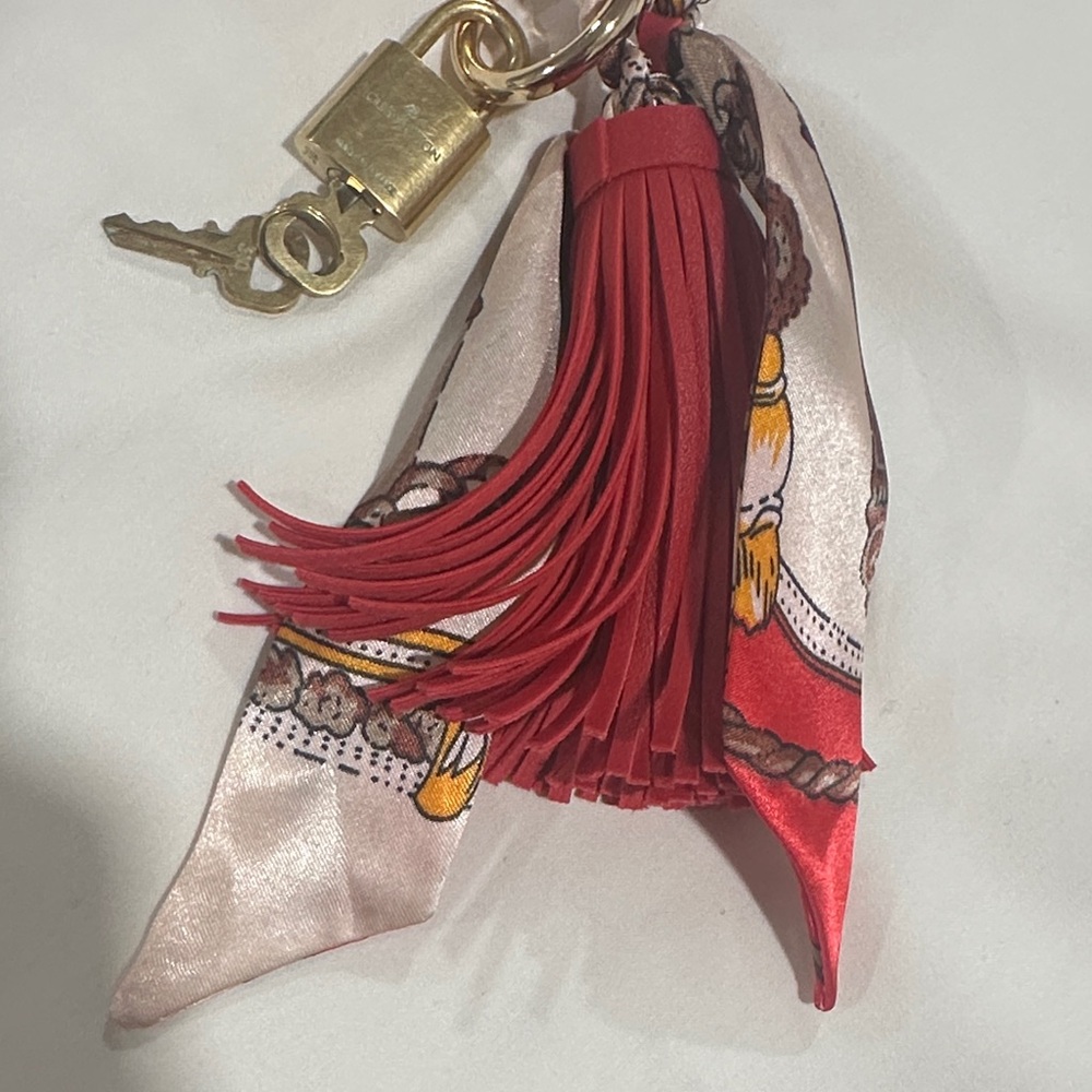 Louis Vuitton Lock and Keys with Red Tassel Scarf Keychain Bag Charm - Picture 5 of 7